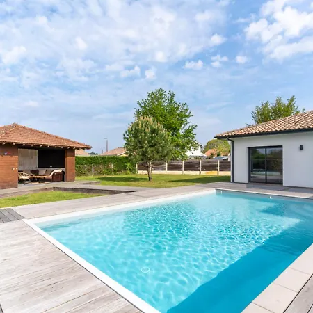 Villa Parentis-en-Born, 5 pièces, 10 personnes - FR-1-319-466 * Parentis-en-Born