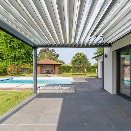 Villa Parentis-en-Born, 5 pièces, 10 personnes - FR-1-319-466