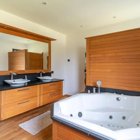 Villa Parentis-en-Born, 5 pièces, 10 personnes - FR-1-319-466